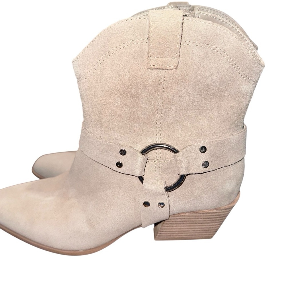 Women’s Open Edit Suede Western Ankle Boots –‎ 8M – Beige / Sand NWOT